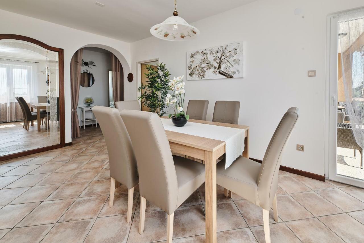 Apartment Ana Brtonigla Ngoại thất bức ảnh